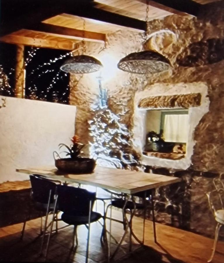 Telti Rifugio Monte Pinoヴィラ エクステリア 写真
