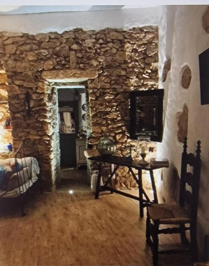 Telti Rifugio Monte Pinoヴィラ エクステリア 写真